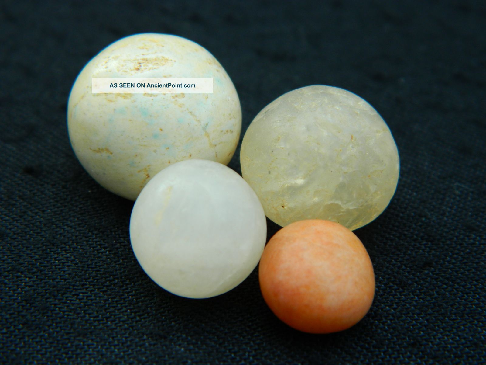 4 Neolithic Neolithique Stone Funeral Balls - 6500 To 2000 Before Present - Sahara Neolithic & Paleolithic photo