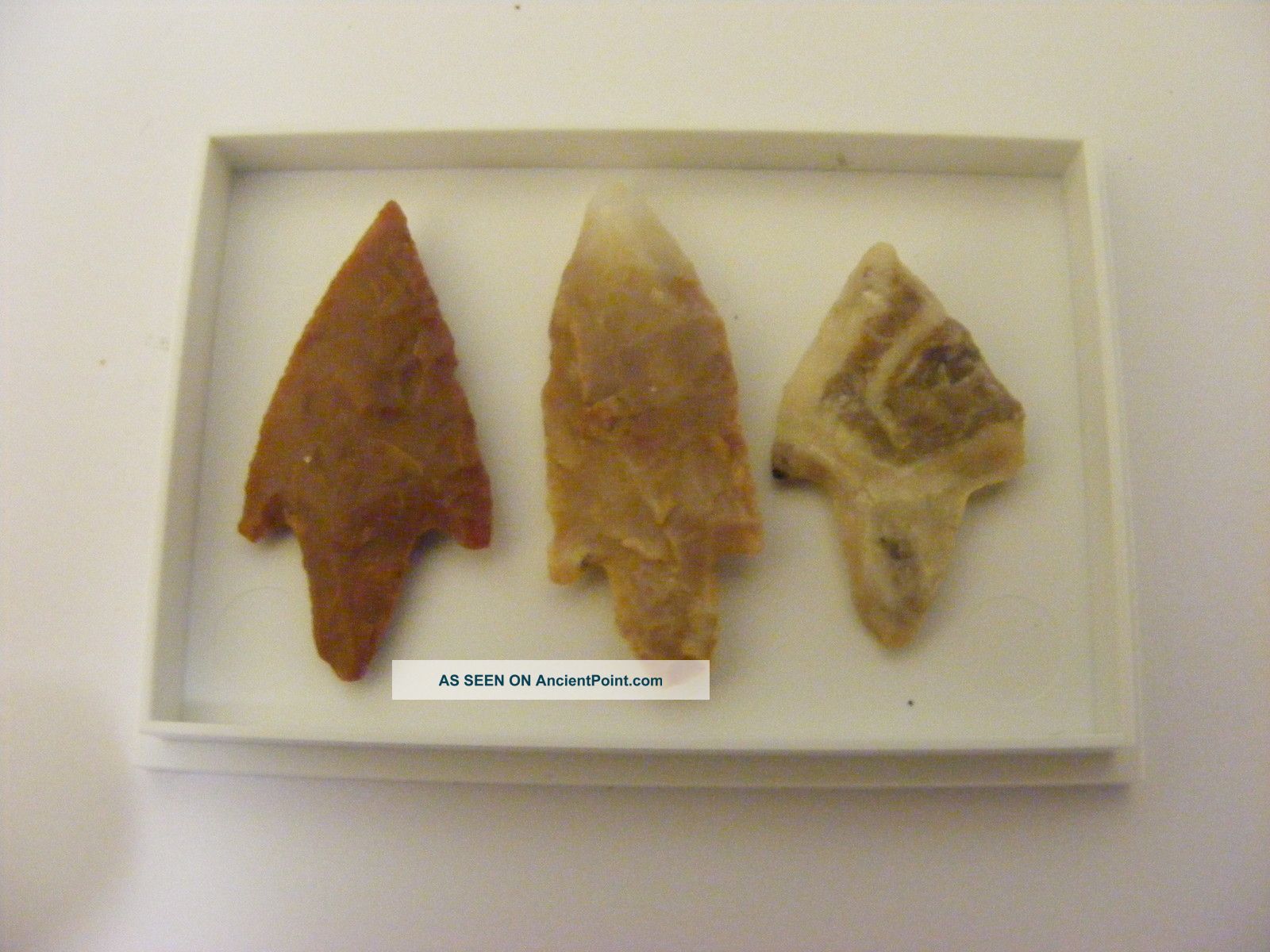 Set Of 3 Neolithic Arrowheads (8) - C3000 Bc Neolithic & Paleolithic photo