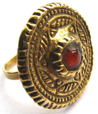 Fine Gold Gilt Decorated Plate Ring With Garnet Setting - Circa: 1800 ' S photo