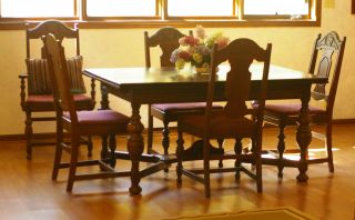 Antique Solid Oak Table With 5 Chairs - Early 1900 ' S photo