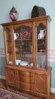 Bassett Cherry French Ctry Dr Set,  Table W/4 Chairs & Glass Front China Cabinet Post-1950 photo 3