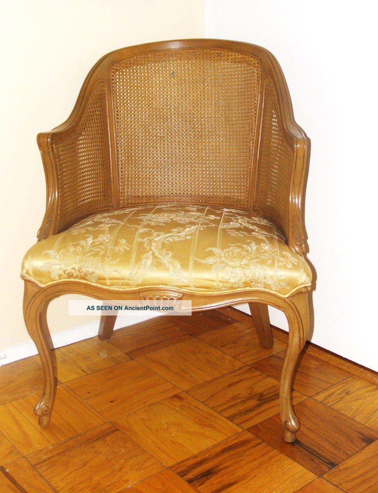 Louis Xv Style Chair 1900-1950 photo