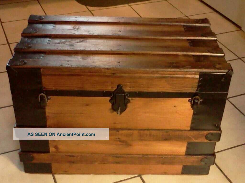 1800s Antique Rustic Flat Top Steamer Trunk Chest W/working Lock & Key 1800-1899 photo