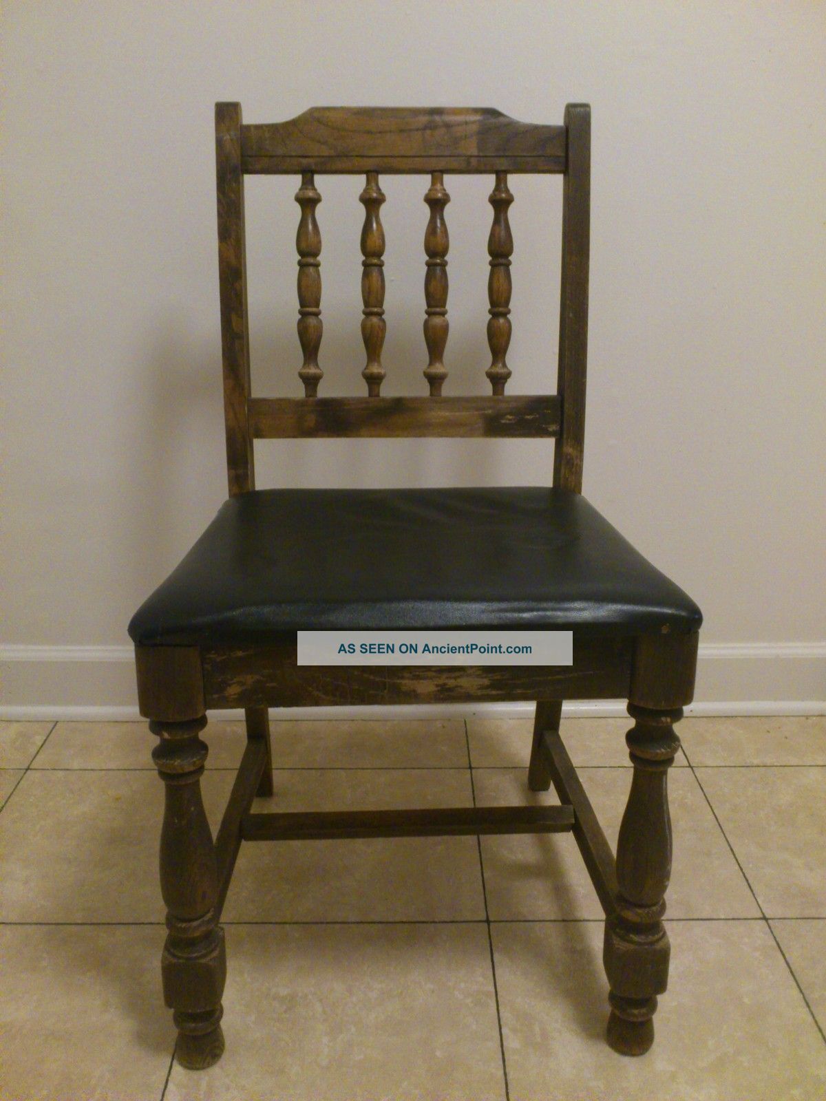 Antique Chair Made By Young Hinkle Corporation 1900-1950 photo