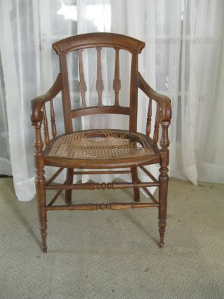 Antique Oak Chair - Perfect For The Weekend Decorator photo