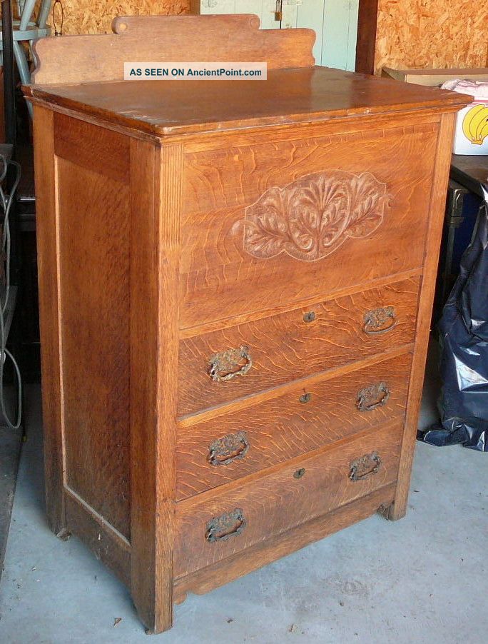 Exceptional Antique Oak Chest Of Drawers W/built - In Cedar Chest - A Money Maker 1900-1950 photo