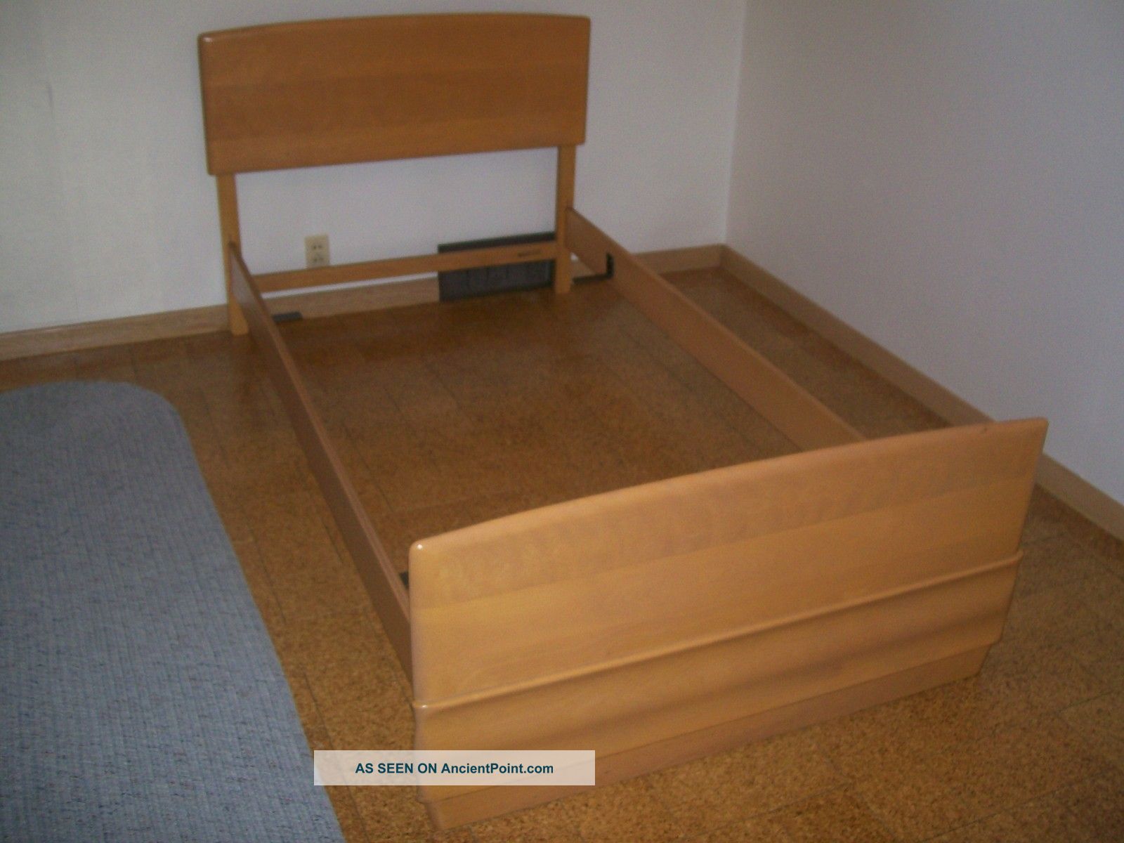 Lot 1 Vintage 1960s Heywood Wakefield Champagne 770 Solid Wood Twin Bed Nr Post-1950 photo