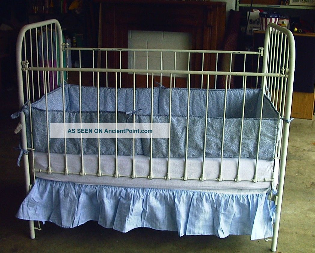 Antique White Iron Baby Crib - Great For Doll & Quilt Display - Springs & Mattress 1900-1950 photo