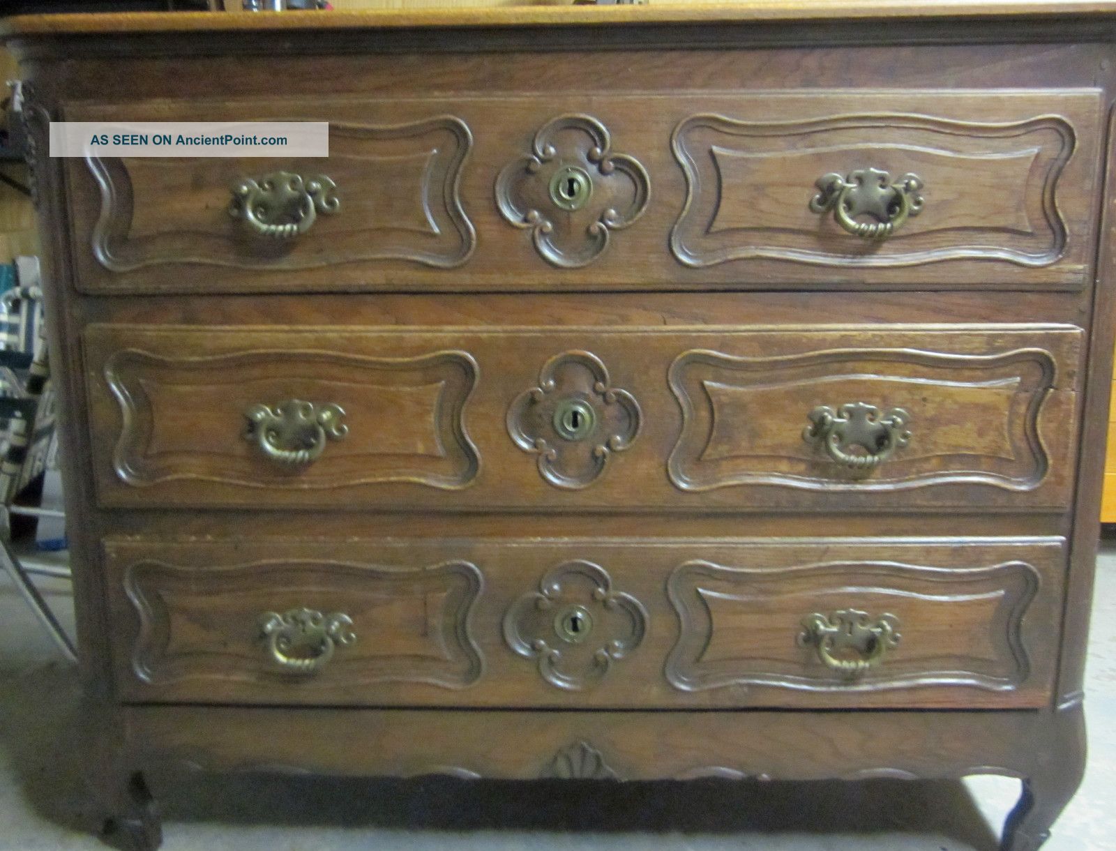 Antique 3 Drawer Dresser - Early 1900 1900-1950 photo