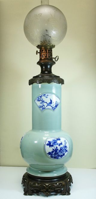 Exceptionnal Oil Parafin Lamp photo