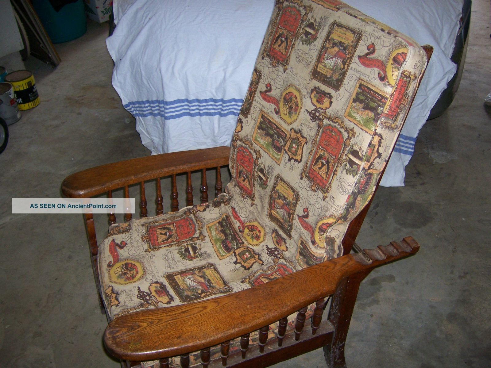 Old Oak Morris Chair 1900-1950 photo