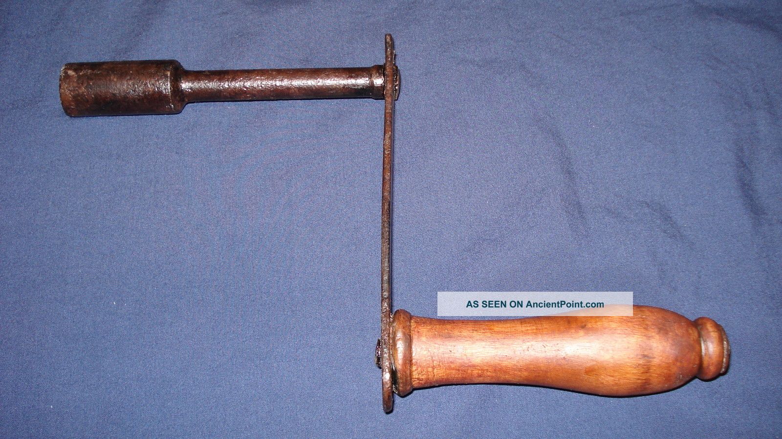 Victorian Winding Handle/winder For Antique Extending Table 1800-1899 photo