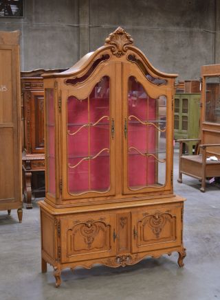 884 - 4 : Antique Style French Provincial Display Cabinet / China photo