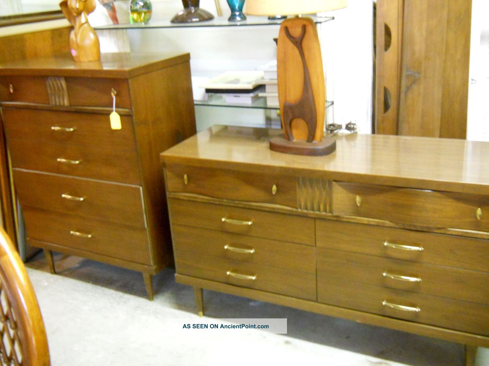 Mid Century Modern Bedroom Set By Bassett 1960 S