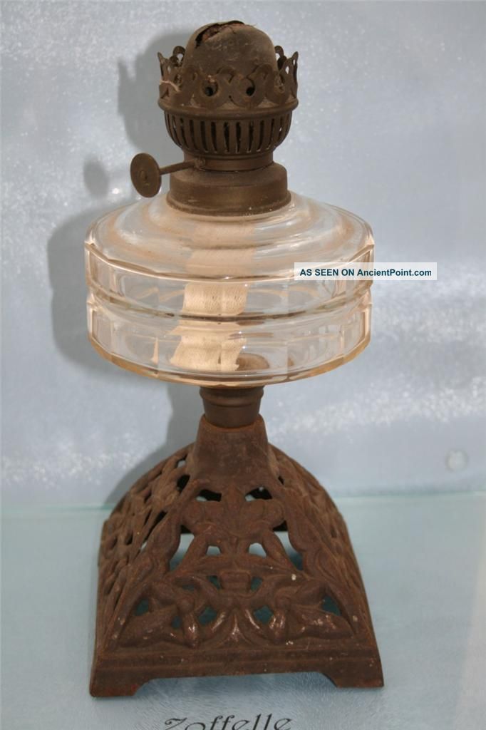 Art Nouveau Cast Iron & Clear Glass Chamber Oil Lamp Condition Edwardian (1901-1910) photo
