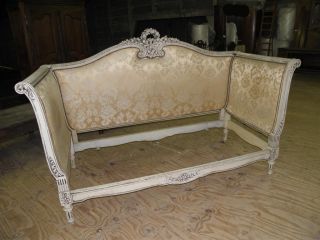 Vintage French Louis Xv Painted Day Bed photo