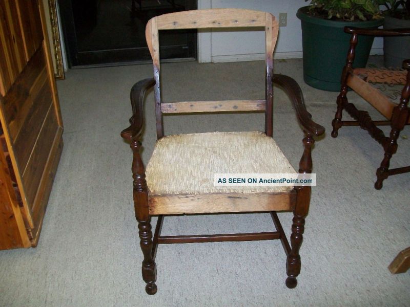 Antique Chair 1900-1950 photo