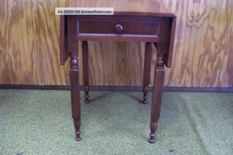 Cherry Pembroke Drop Leaf Parlor Table With Drawer 1900-1950 photo