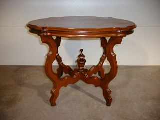 Oval Victorian Lamp Table Condition photo