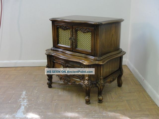 French Carved 6 Leg Lamp End Table A 1900-1950 photo