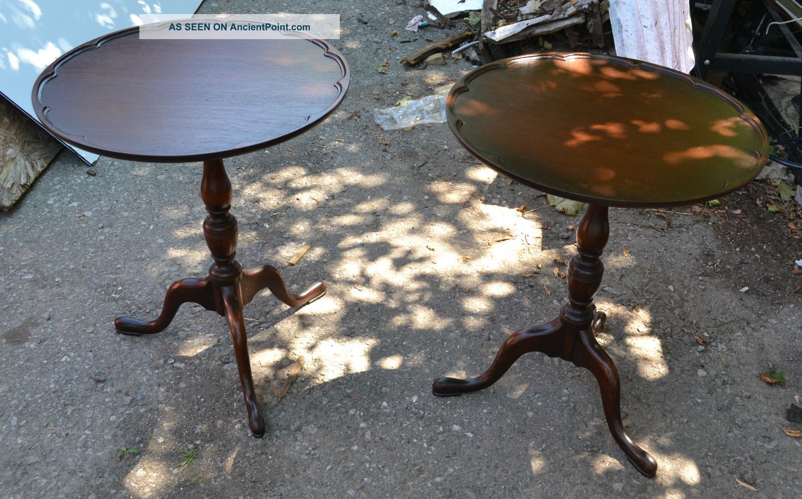 Best Pair Round Mahogany Antique End Tables 1900-1950 photo