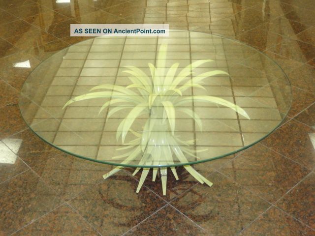 Shabby Mid Century Tole Palm Leaf Coffee Table With Glass Top Italy 1900-1950 photo