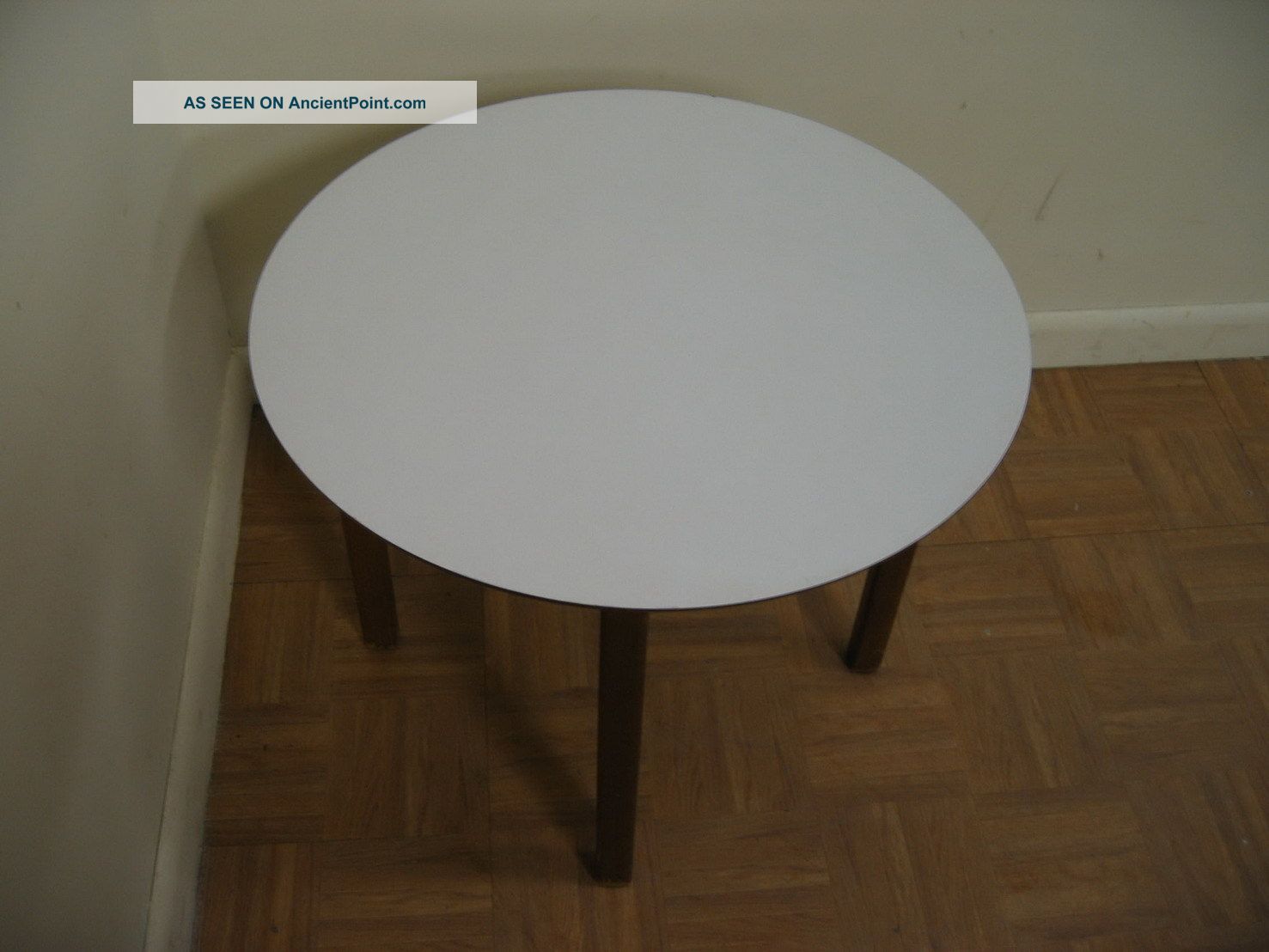 Danish Modern Round End Table Lamp Stand 1900-1950 photo