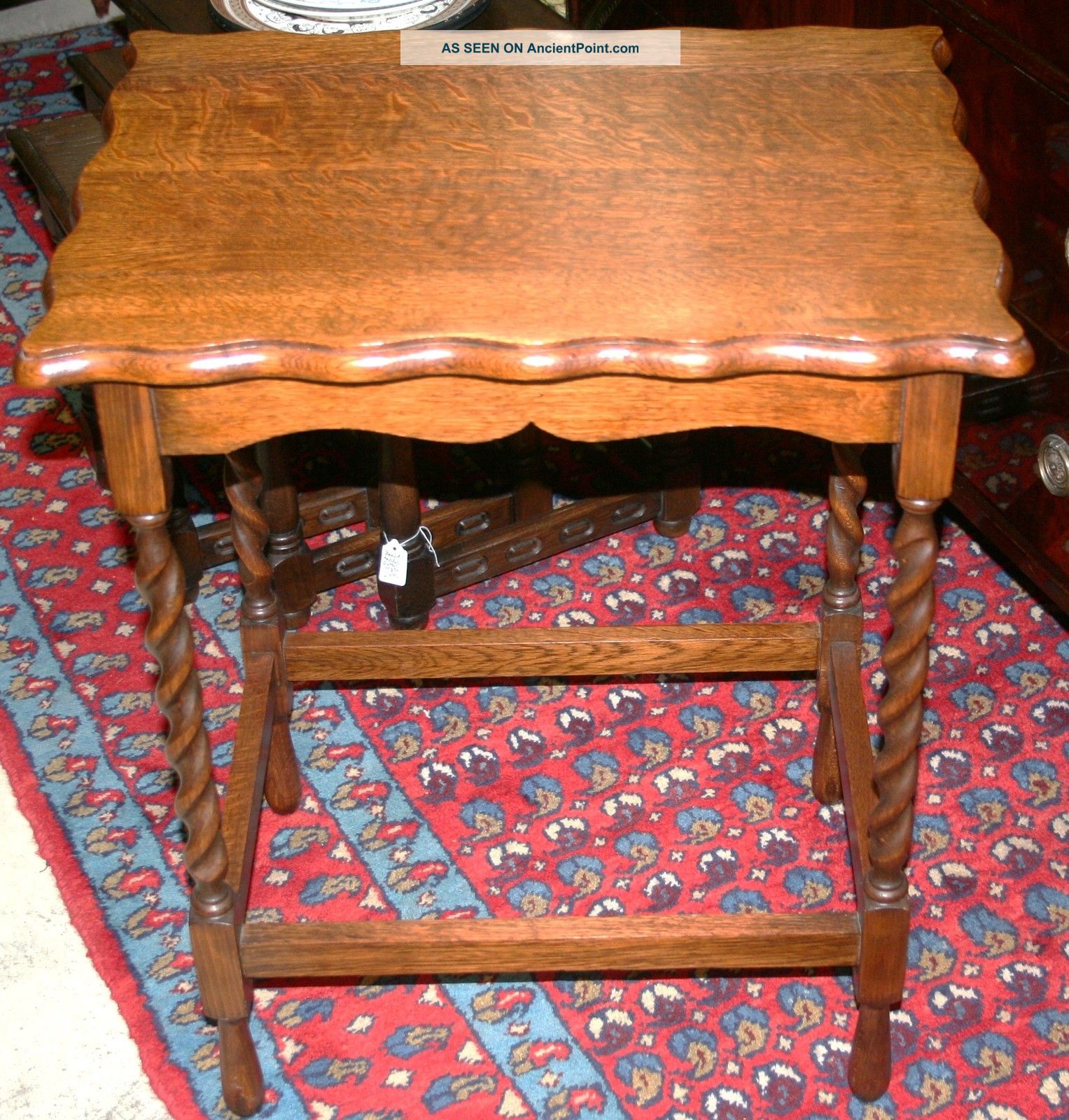 Exquisite English Antique Barley Twist Oak Side Table 1900-1950 photo
