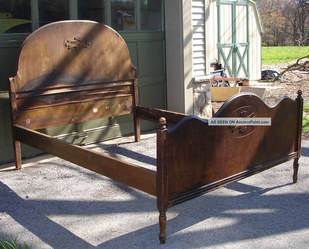 Vintage Antique Walnut Veneer Wood Double Full Size Bed W/ Foot Board And Rails 1900-1950 photo