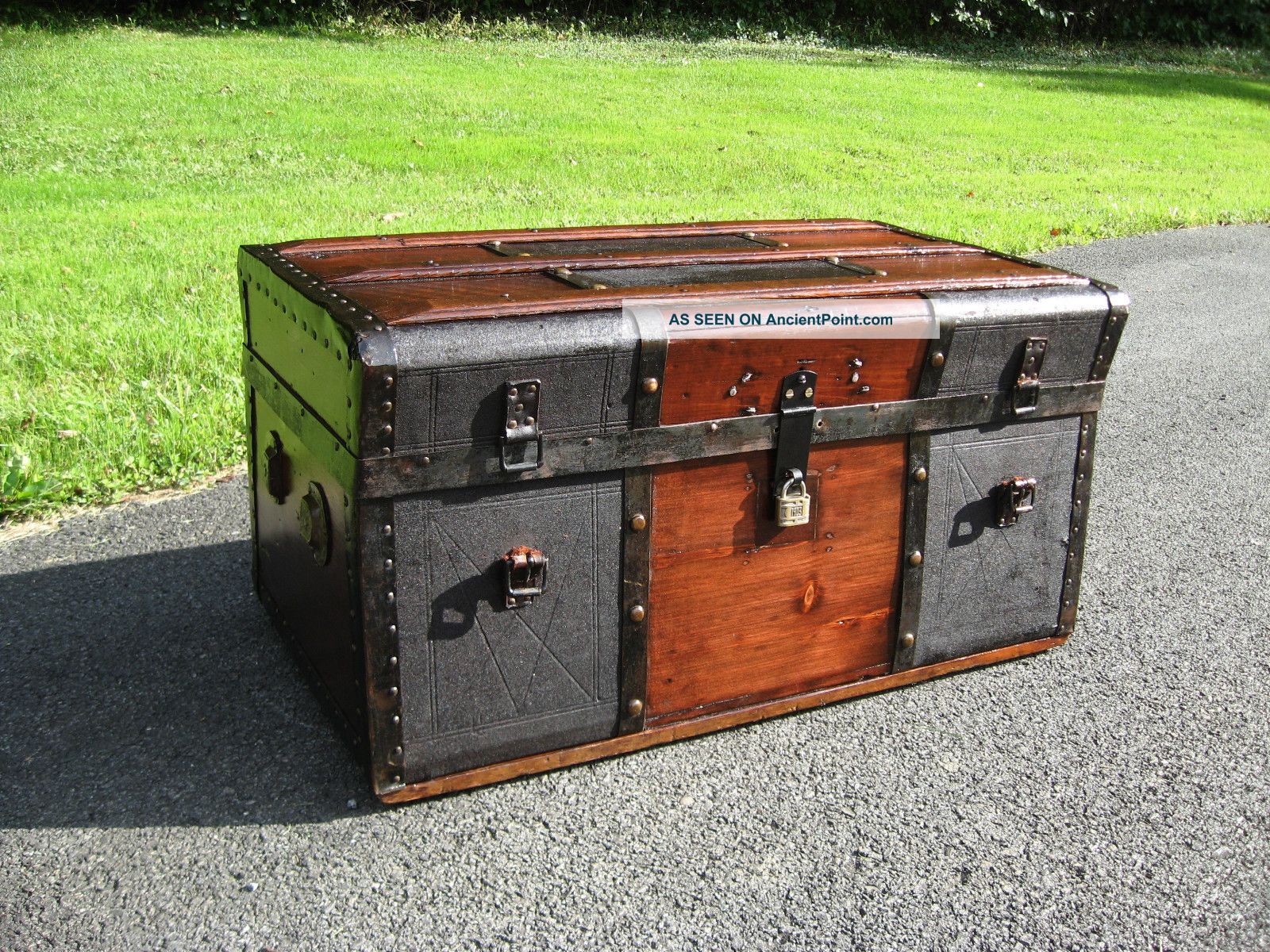 Antique Stagecoach Steamer Trunk Chest - Restored Refinished 1800-1899 photo