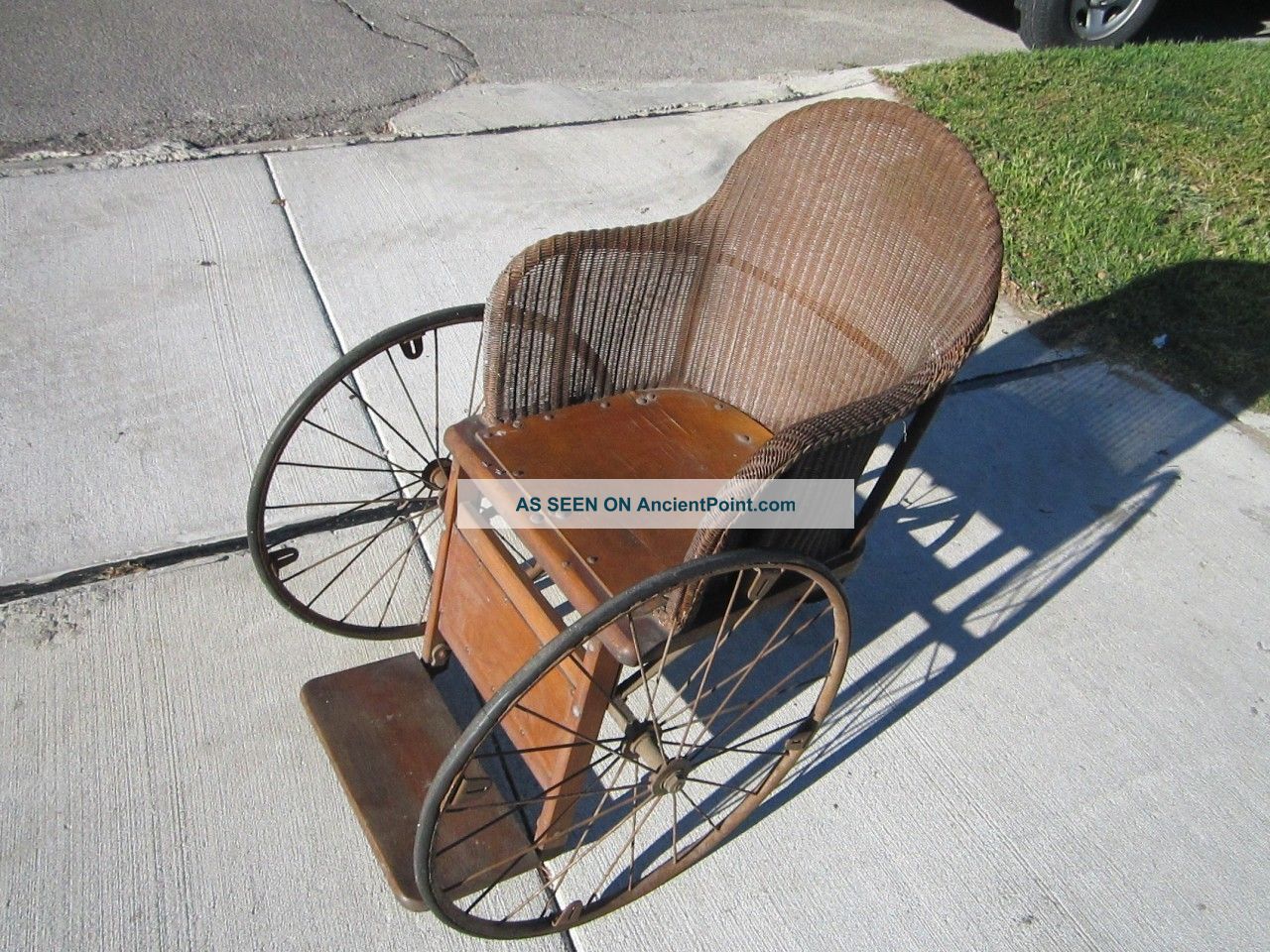 Vintage Gendron 3 Wheel Wheelchair Antique Wood & Wicker Wheelchair 1900-1950 photo