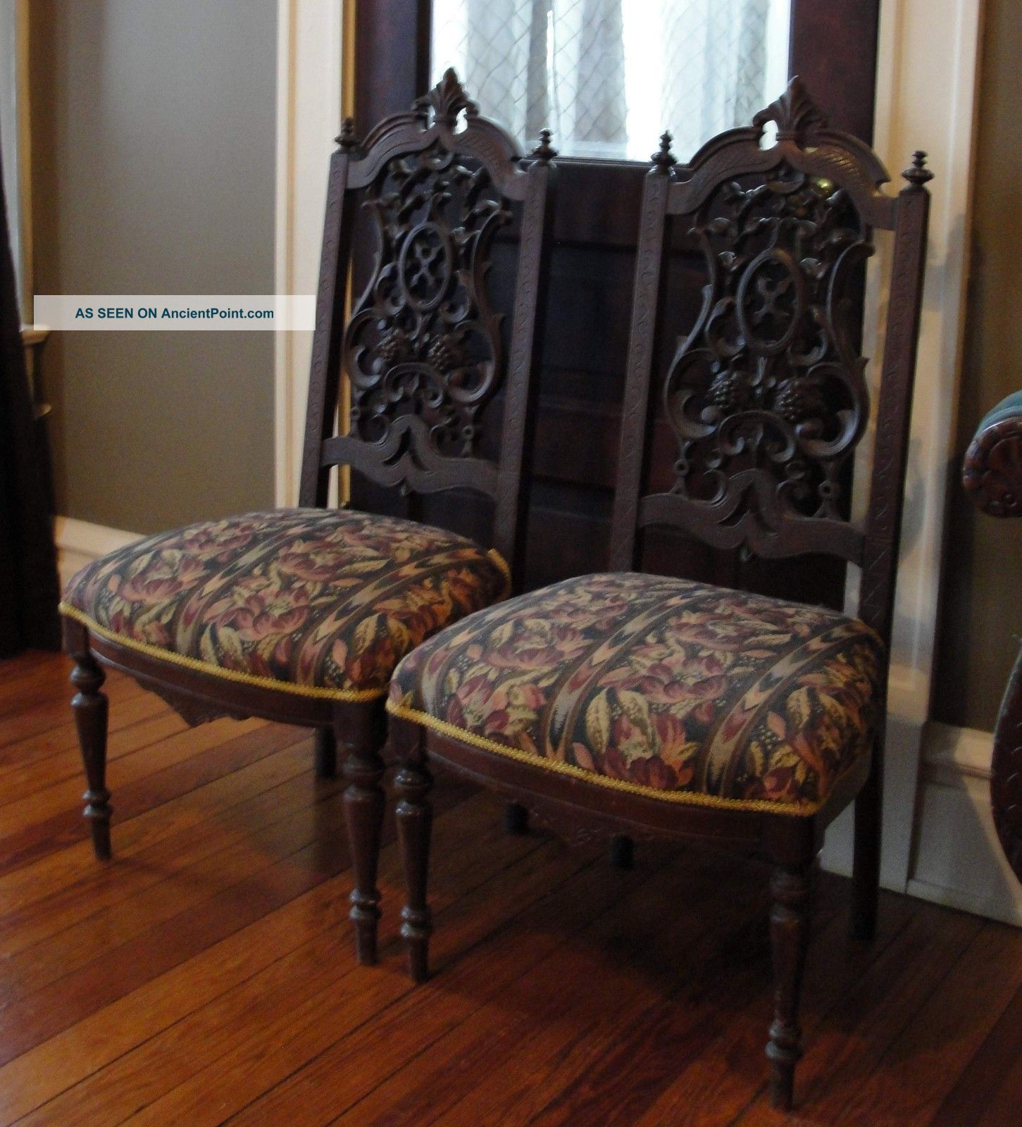 Antique 1800 ' S Heavily - Carved Walnut Pair 2 Side Chairs,  Victorian,  Reduced 1800-1899 photo