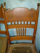 3 Matching Oak Pressed Back Chairs - Early 1900 ' S - 1900-1950 photo 2