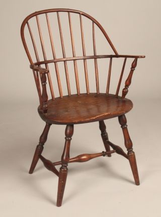 Fine Antique 18th Century American New England Sack Back Windsor Side Arm Chair photo