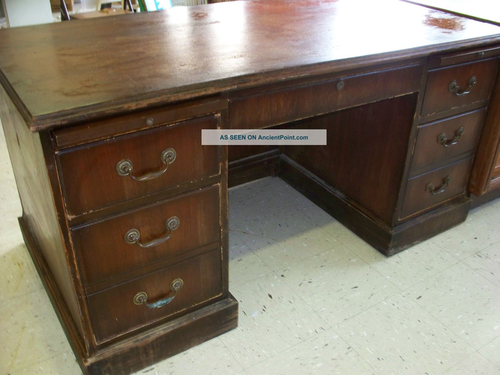 Antique Solid Wood Executive Office Desk Double Pedestal Kneehole