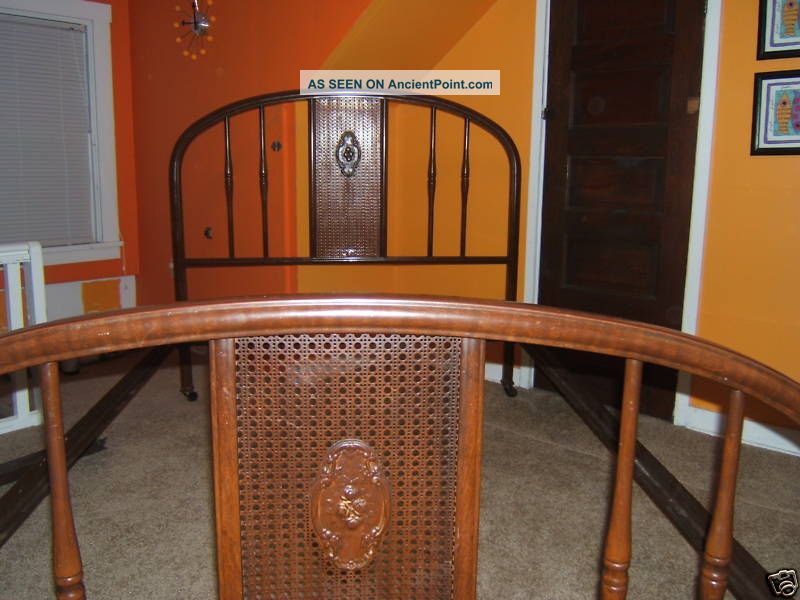 1930 ' S Simmons Half Moon Rose Cameo Full Size Metal Bedframe 1900-1950 photo