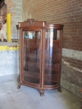 American Oak Victorian Northwind Face Paw Foot China Cabinet 11ny032 photo