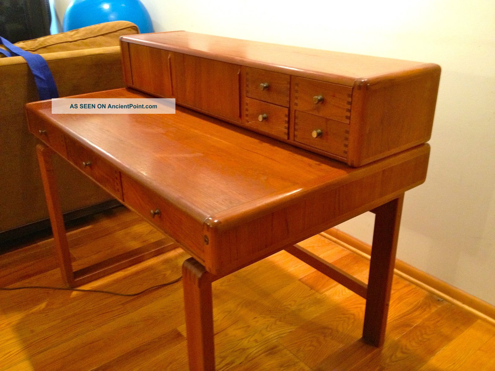Mahogany Desk And Secretary Module - Contemporary - 1980 ' S - Condition Post-1950 photo