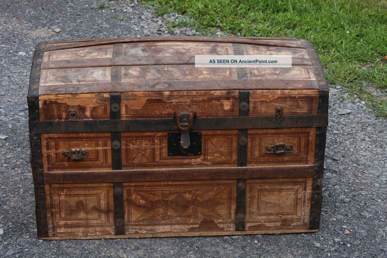 1870s Victorian Dome Top Trunk With Tray - Wood Slats - Estate Item From Attic 1800-1899 photo
