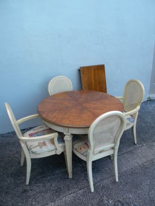 Mid - Century Painted Dining Table With 4 Chairs & 1 Leaf 2718 photo