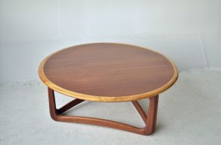 Mid Century Modern Lane Coffee Cocktail Table Round With Great Legs Refinished photo