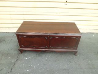 50906 Antique Mahogany Cedar Lined Blanket Chest Trunk photo