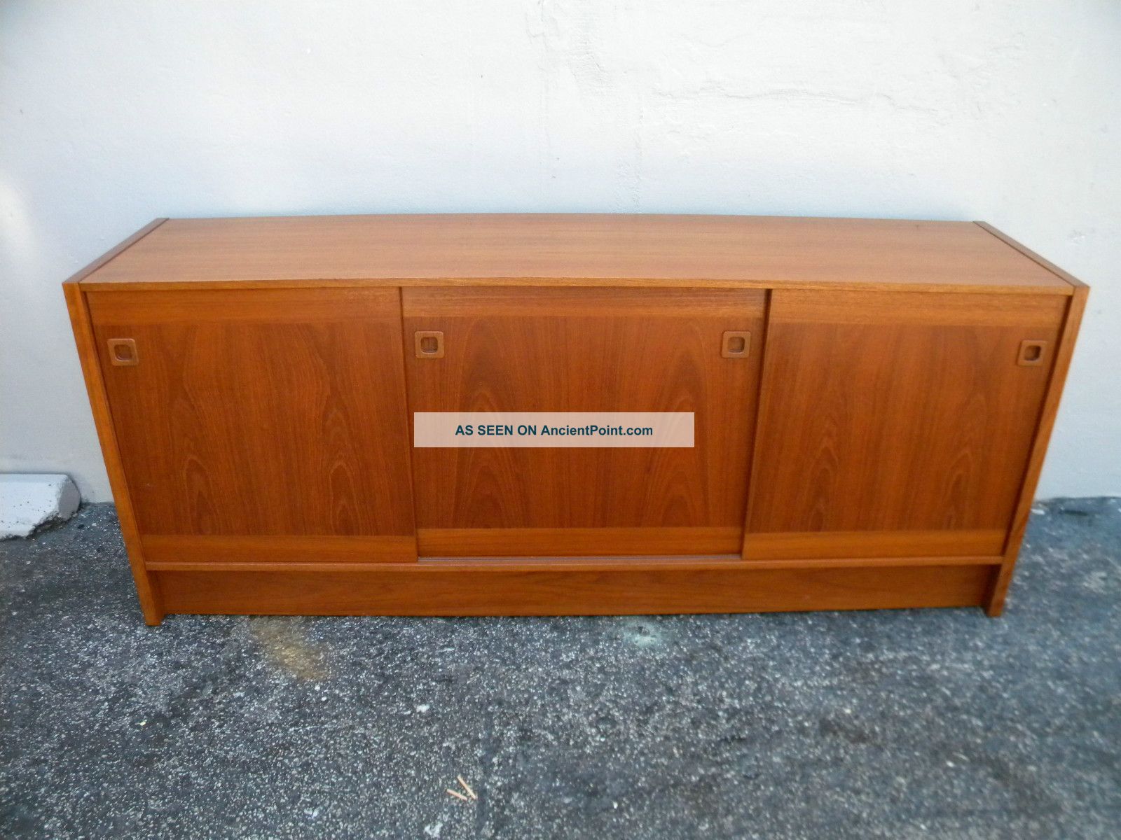 Mid - Century Wide Cabinet 2044 Post-1950 photo