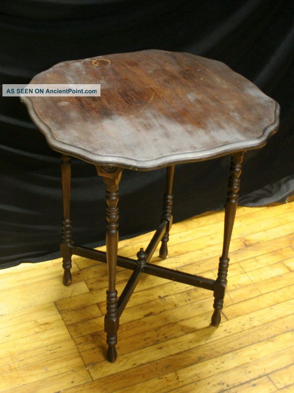 Spider Leg Style Edwardian Side Lamp End Table Post-1950 photo