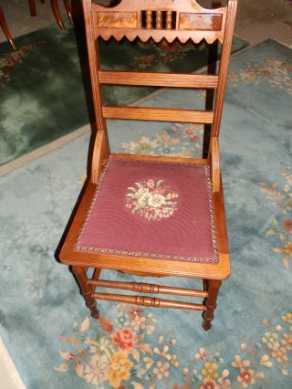 Wonderful Antique Walnut Victorian Needlepoint Chair W/great Detail photo