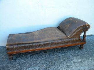 Victorian Tiger Oak Fainting Sofa / Chaise Lounge / Psychologist Couch 2716 photo