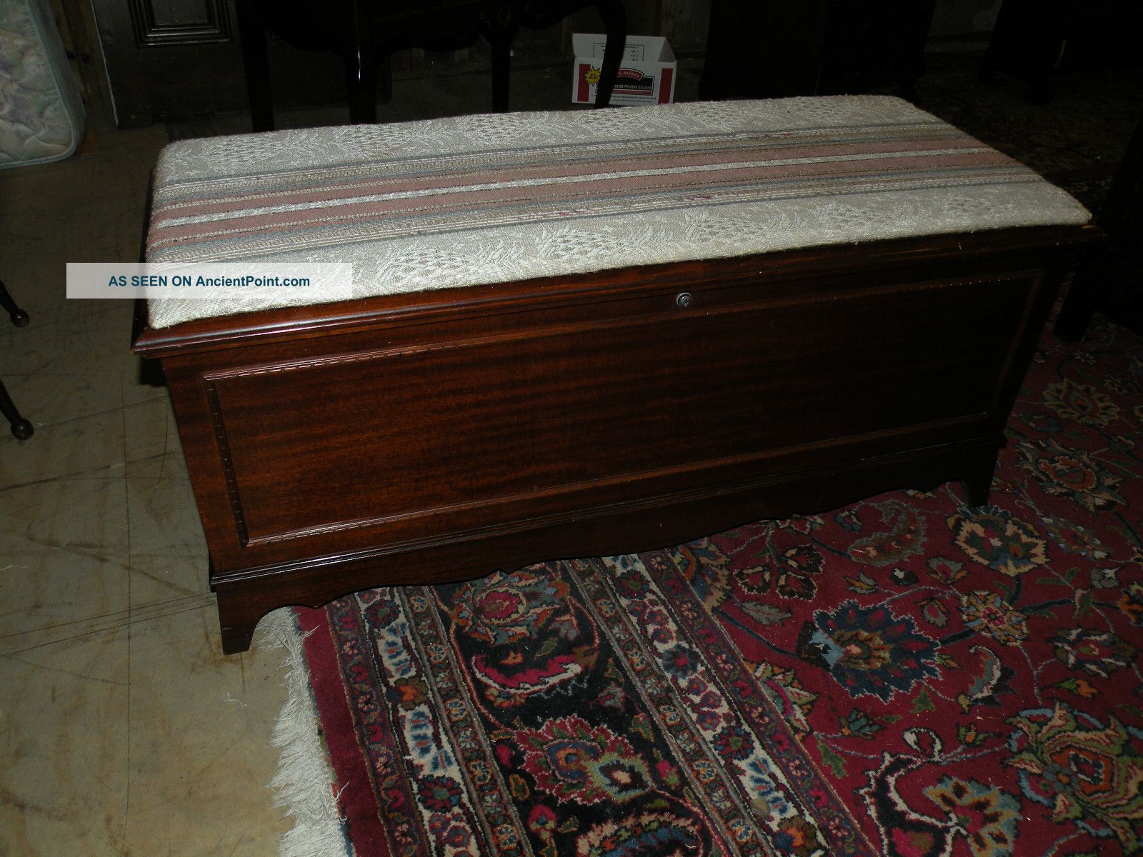 1948 Antique Bedroom Cedar Blanket Storage Chest Trunk Window Bench ...