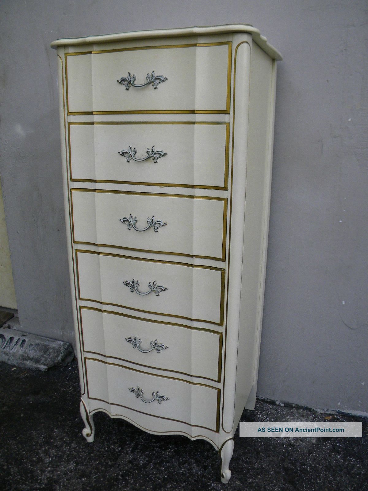French Painted Lingerie Chest By Dixie 1801 Post-1950 photo