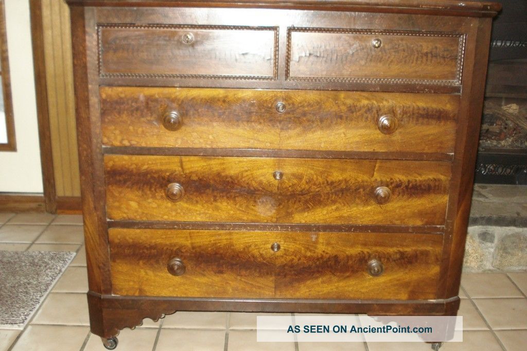 Good Condition - Antique Dresser 1800-1899 photo