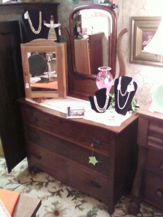 Oak 3 Drawer Dresser With Mirror photo